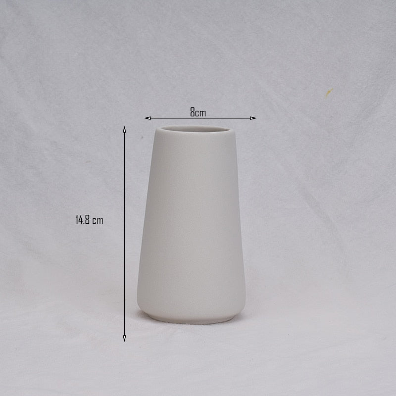 Minimalist 3-Piece Nordic Ceramic Vase Set