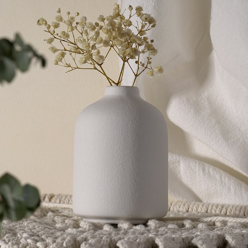 Minimalist  3-Piece Nordic Ceramic Vase Set