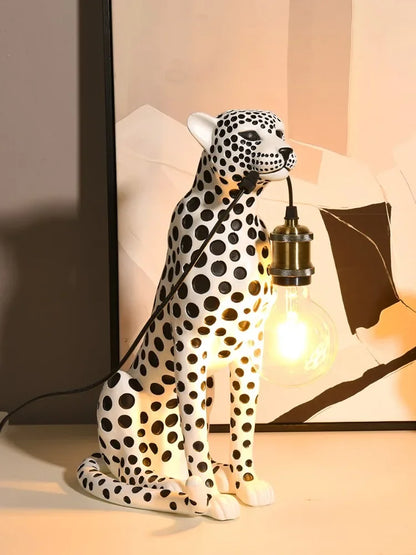 Modern Cheetah Sculpture Table Lamp