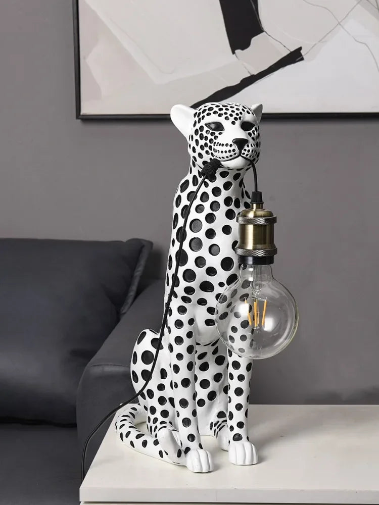 Modern Cheetah Sculpture Table Lamp