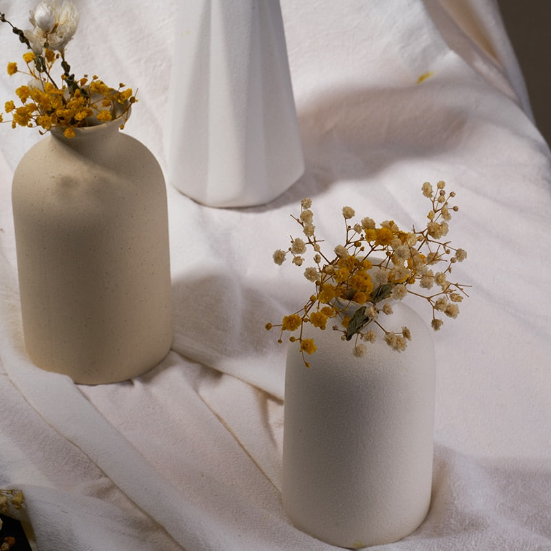 Minimalist  3-Piece Nordic Ceramic Vase Set
