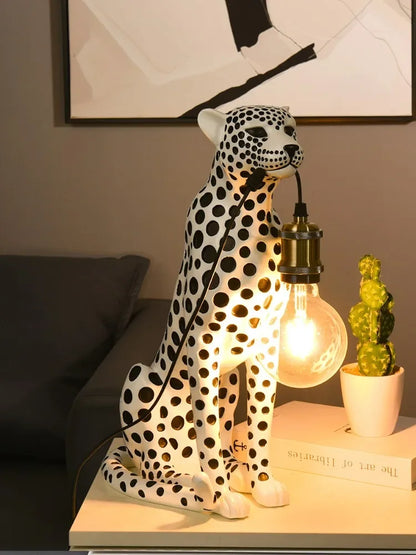 Modern Cheetah Sculpture Table Lamp