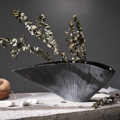 Nordic Fan-Shaped Resin Vases