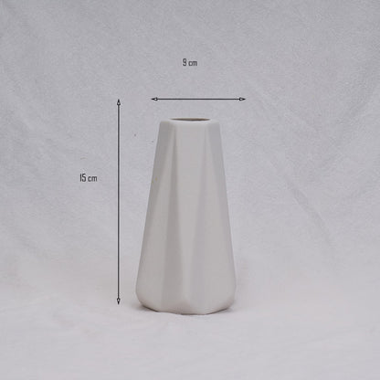 Minimalist  3-Piece Nordic Ceramic Vase Set