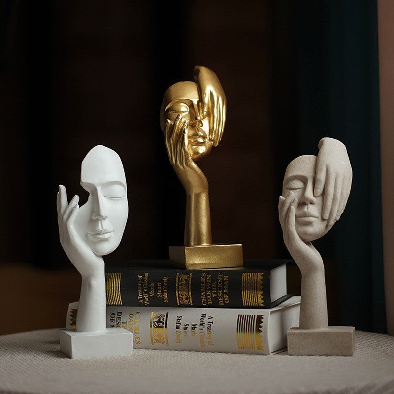 Elegant Abstract Face Sculpture - Modern Resin Art Figurine