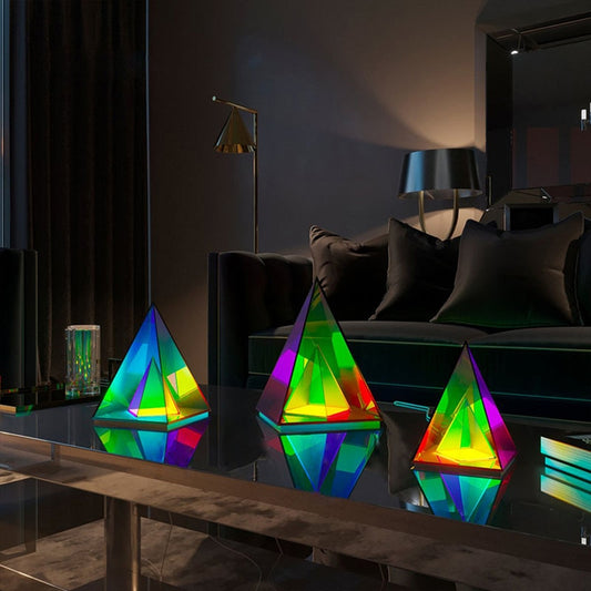 Infinite Reflection - Geometric LED Light